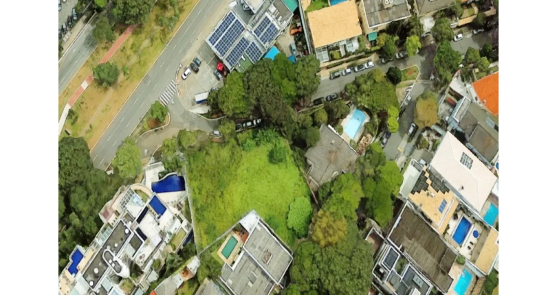 Terreno único à venda no Bairro da Boaçava na Rua Pau-Brasil