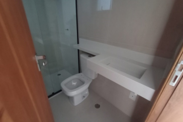 Lindo Sobrado novo à venda no Bairro do Jardim Maristela no Rua Adriano Ariani 40,