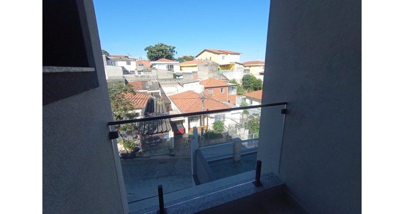 Lindo Sobrado novo à venda no Bairro do Jardim Maristela no Rua Adriano Ariani 32,