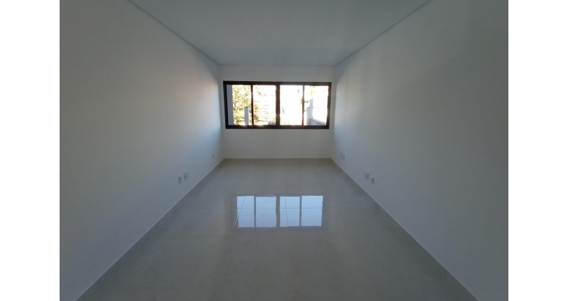 Lindo Sobrado novo à venda no Bairro do Jardim Maristela no Rua Adriano Ariani 32,