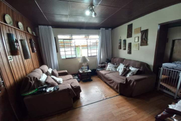 Casa à venda no Bairro da Vila Mangalot na Rua Joaquim de Oliveira Freitas