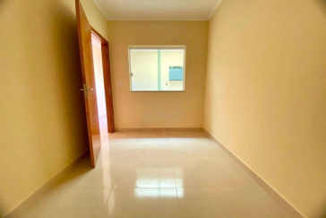 Sobrado à venda novo no Bairro da Vila Hermínia na Rua Pedro Vaz de Barros 130,