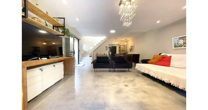 Sobrado à venda Rua Pedro Ferreira de Souza, Parque São Domingos - Imóveis à Venda