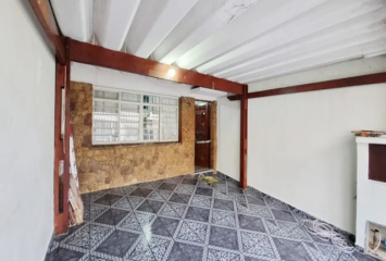 Sobrado à venda no Bairro do Jardim Mangalot na Rua George Samuel,