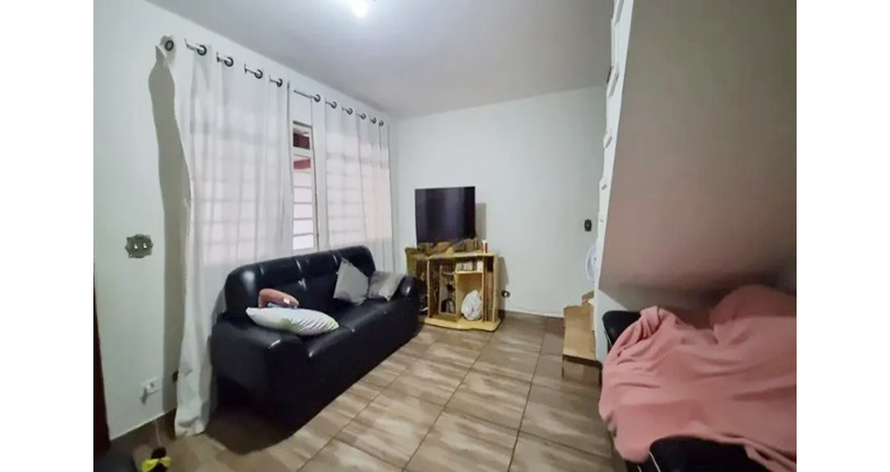 Sobrado à venda no Bairro do Jardim Mangalot na Rua George Samuel,