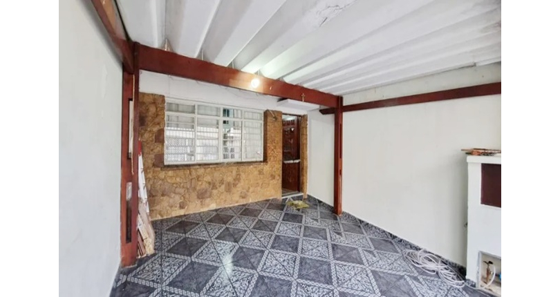 Sobrado à venda no Bairro do Jardim Mangalot na Rua George Samuel,