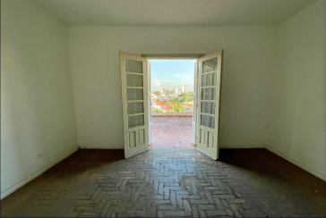 Sobrado à venda no Bairro da Chácara Inglesa na Rua Doutor Augusto Andrade