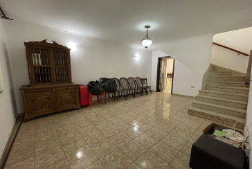 Sobrado à venda no Bairro do Parque São Domingos na Rua Doutor Odon Carlos de Figueiredo Ferraz