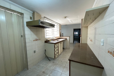 Sobrado à venda no Bairro do Parque São Domingos na Rua Doutor Odon Carlos de Figueiredo Ferraz