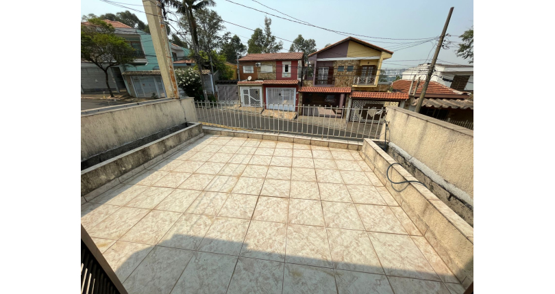 Sobrado à venda no Bairro do Parque São Domingos na Rua Doutor Odon Carlos de Figueiredo Ferraz