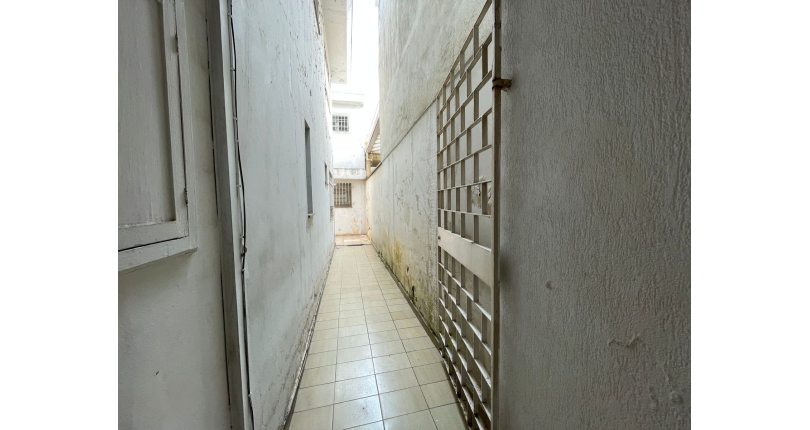 Sobrado à venda no Bairro do Parque São Domingos na Rua Doutor Odon Carlos de Figueiredo Ferraz