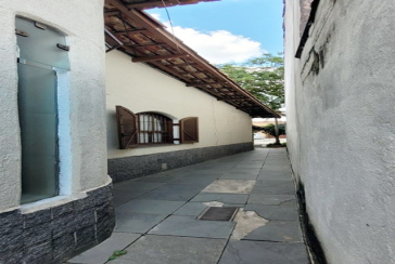 Casa à venda no Bairro da Vila Piauí na Rua Marina Pires Oliveira Dias