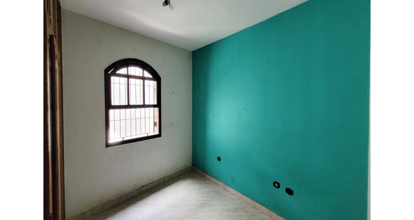 Casa à venda no Bairro da Vila Piauí na Rua Marina Pires Oliveira Dias