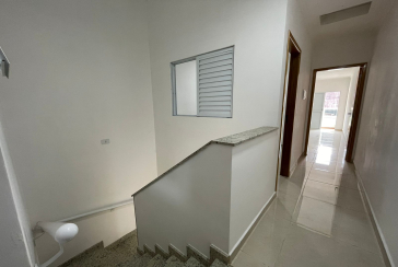 Sobrado novo à venda no Bairro da Vila Perus na Rua Sertão de Canudos 102,