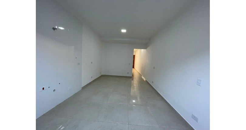 Sobrado novo à venda no Bairro da Vila Perus na Rua Sertão de Canudos 102,