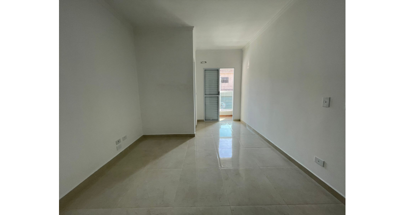 Sobrado novo à venda no Bairro da Vila Perus na Rua Sertão de Canudos 102,