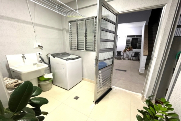 Belíssimo Sobrado à venda no Bairro do Conjunto Residencial Vista Verde 