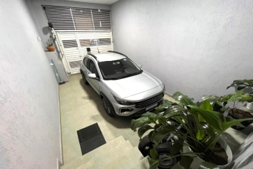 Belíssimo Sobrado à venda no Bairro do Conjunto Residencial Vista Verde 