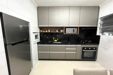 Belíssimo Sobrado à venda no Bairro do Conjunto Residencial Vista Verde 