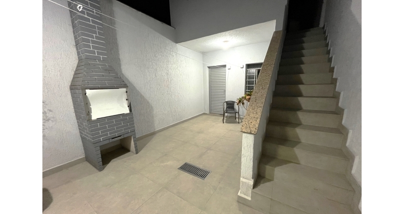 Belíssimo Sobrado à venda no Bairro do Conjunto Residencial Vista Verde 