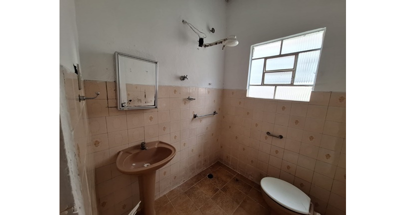 Oportunidade de Casa à venda no Bairro da Freguesia do Ó na Avenida Paula Ferreira