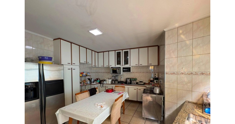 Sobrado à venda Rua Santa Romana, Vila Pereira Cerca - Imóveis à Venda