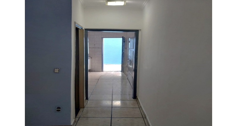 Sobrado à venda no Bairro da Vila Pereira Cerca na Rua Santa Romana,