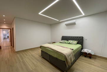 Lindo Sobrado à venda de Alto Padrão no Bairro do City Recanto Anastácio na Rua João Ferrero Versino,