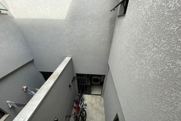 Lindo Sobrado à venda de Alto Padrão no Bairro do City Recanto Anastácio na Rua João Ferrero Versino,