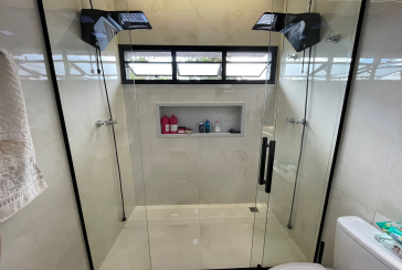 Lindo Sobrado à venda de Alto Padrão no Bairro do City Recanto Anastácio na Rua João Ferrero Versino,