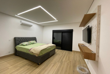 Lindo Sobrado à venda de Alto Padrão no Bairro do City Recanto Anastácio na Rua João Ferrero Versino,