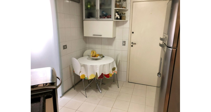 Belo Apartamento à venda no Parque São Domingos na Rua Giovani Recordati 341, 