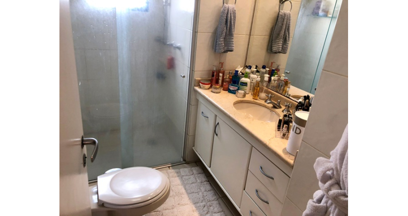 Belo Apartamento à venda no Parque São Domingos na Rua Giovani Recordati 341, 