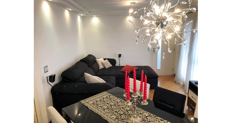 Belo Apartamento à venda no Parque São Domingos na Rua Giovani Recordati 341, 