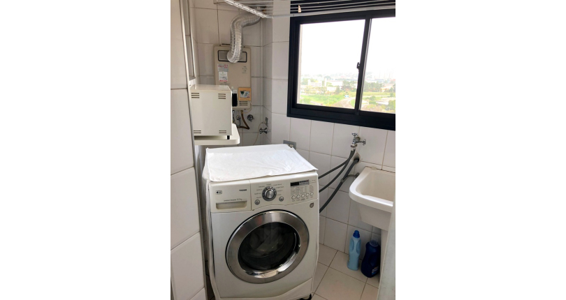 Belo Apartamento à venda no Parque São Domingos na Rua Giovani Recordati 341, 