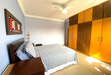 Apartamento à venda em São Vicente no Bairro de Itararé na Rua Onze de Junho 357