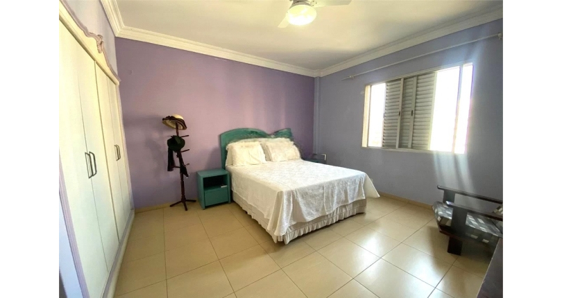 Apartamento à venda em São Vicente no Bairro de Itararé na Rua Onze de Junho 357