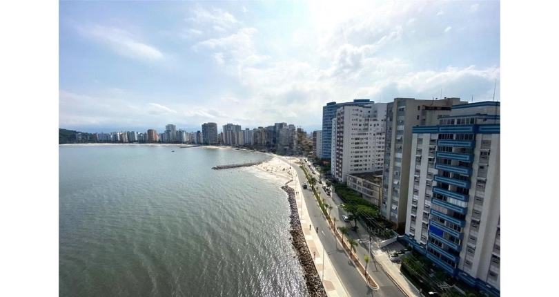 Apartamento à venda em São Vicente no Bairro de Itararé na Rua Onze de Junho 357