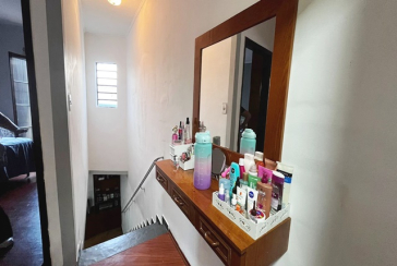 Bom Sobrado à venda no Bairro do Parque São Domingos na Rua Pedro Sernagiotti