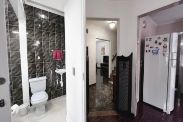 Bom Sobrado à venda no Bairro do Parque São Domingos na Rua Pedro Sernagiotti