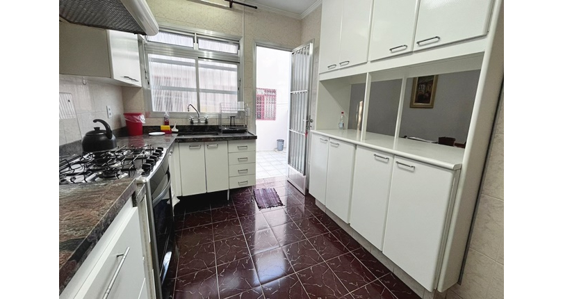 Bom Sobrado à venda no Bairro do Parque São Domingos na Rua Pedro Sernagiotti