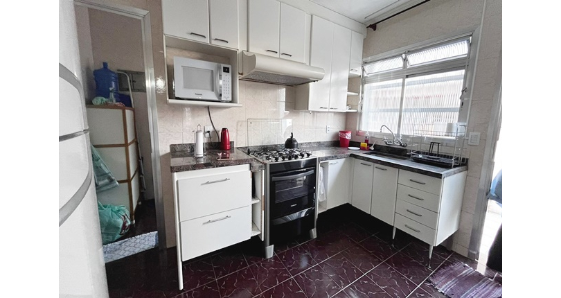 Bom Sobrado à venda no Bairro do Parque São Domingos na Rua Pedro Sernagiotti