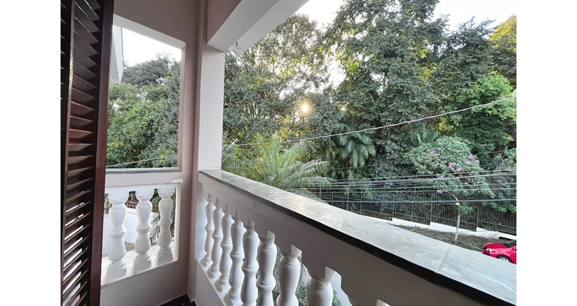 Bom Sobrado à venda no Bairro do Parque São Domingos na Rua Pedro Sernagiotti