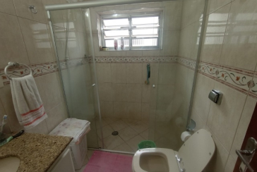 Bom Sobrado à venda no Bairro da Vila Jaguará na Rua Artur Orlando,