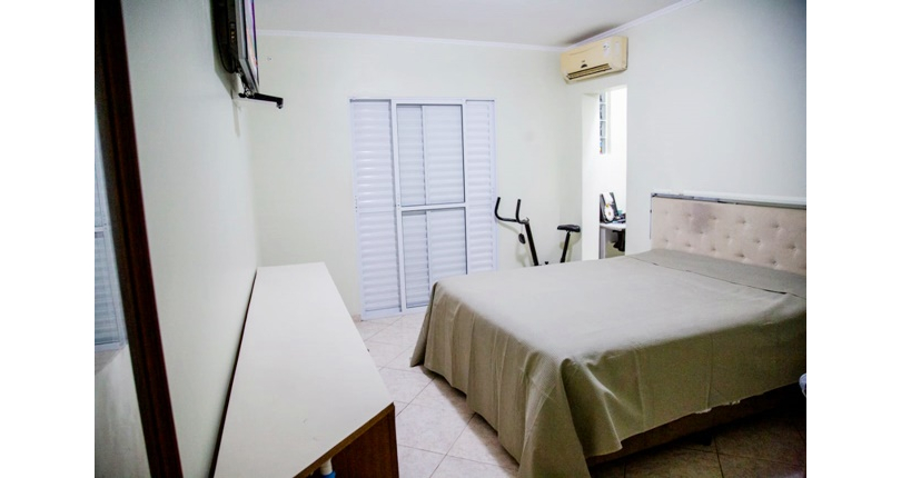 Belo Sobrado à venda no Bairro do Jardim Cidade Pirituba na Rua Custódio Guimarães,