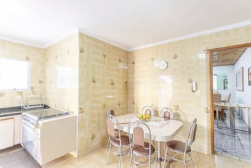 Casa à venda no Bairro da Vila Romana na Rua Vespasiano