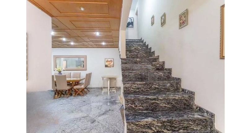 Casa à venda no Bairro da Vila Romana na Rua Vespasiano