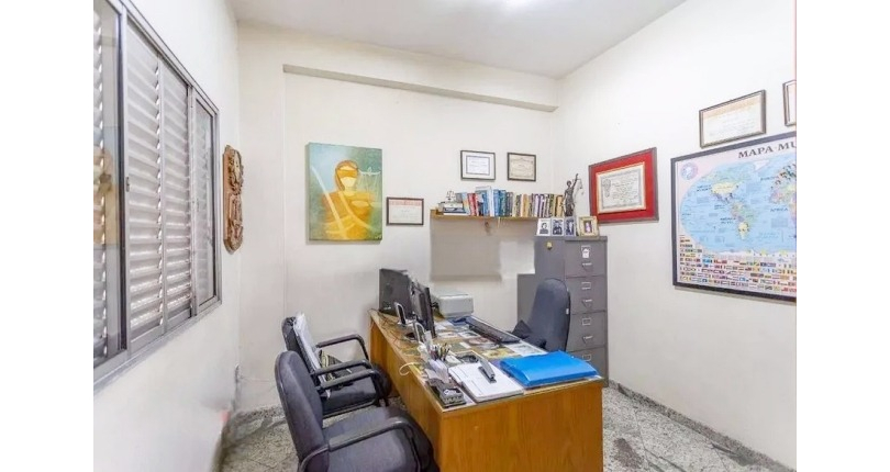 Casa à venda no Bairro da Vila Romana na Rua Vespasiano