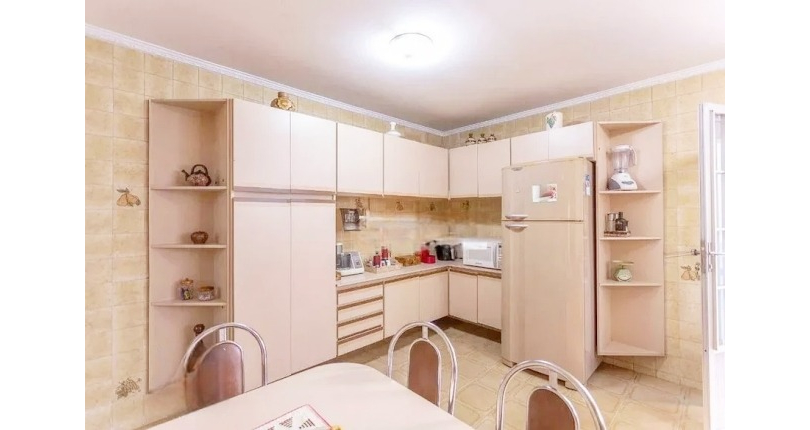 Casa à venda no Bairro da Vila Romana na Rua Vespasiano