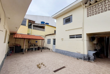 Casa para renda à venda no Bairro do Jardim Santo Elias na Rua Benedito da Fonseca Rondon